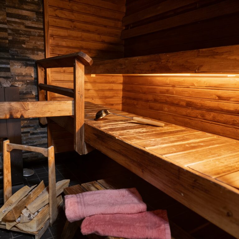 Pienkoti Metsäkulma Tarvaala